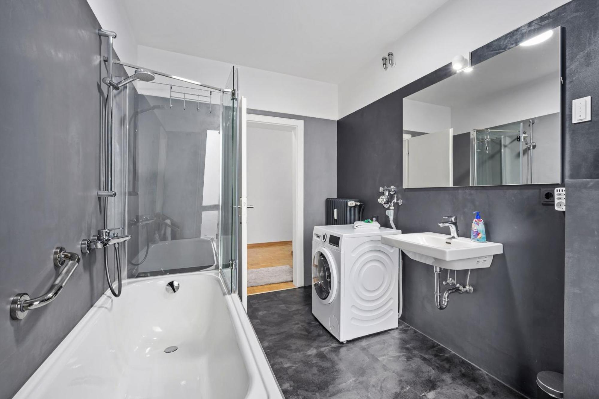 Stilvolle Stadtoase, 116 Qm, Parkblick, Wassernah, Parkplatz Wilhelmshaven Esterno foto